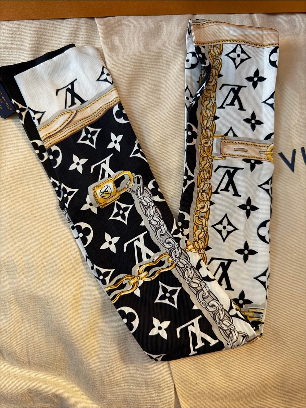 Louis vuitton Confidential Bandeau - Picture 11 of 11